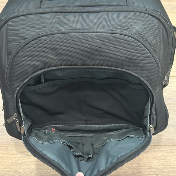 Codi Mobile Lite Wheeled Case in Black - Picture 10 of 15